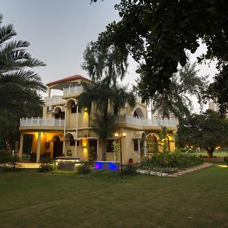 Sunahari Bagh - Pool Farm Retreat @ غورغاون المظهر الخارجي الصورة