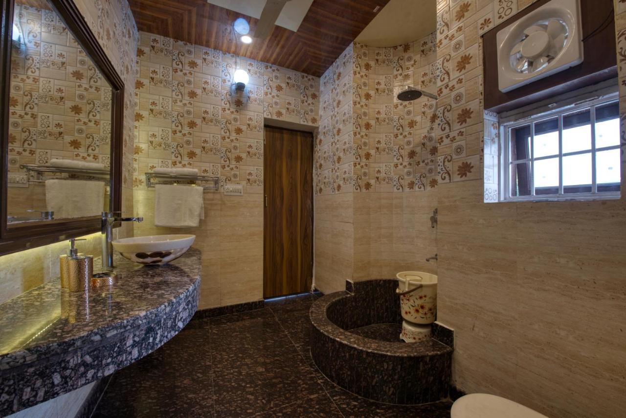 Sunahari Bagh - Pool Farm Retreat @ غورغاون المظهر الخارجي الصورة